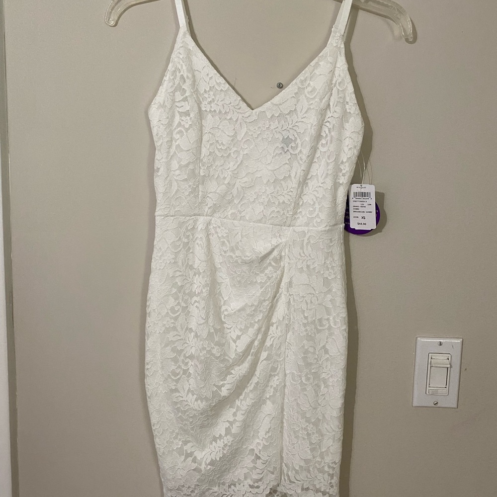NWT Windsor white XS dress